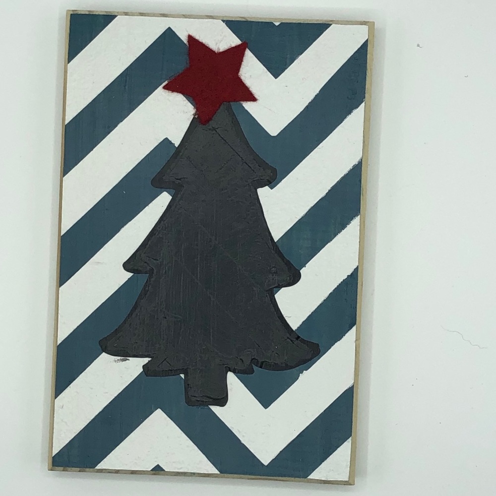 Christmas Tree sign on chevron